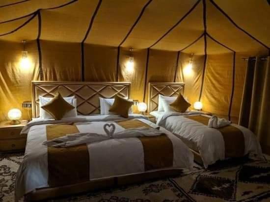 Galaxy Desert Camp Мерцуга Екстериор снимка